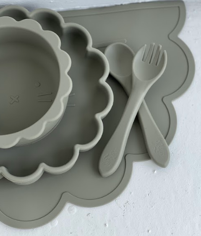 SILICONE 6 PIECE FEEDING BUNDLE SET
